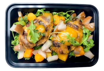 Light Autumn Grilled Chicken w/ Pears & Arugula