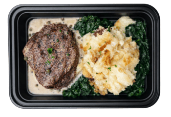 Peppercorn Filet w/ White Cheddar Potatoes & Garlic Spinach