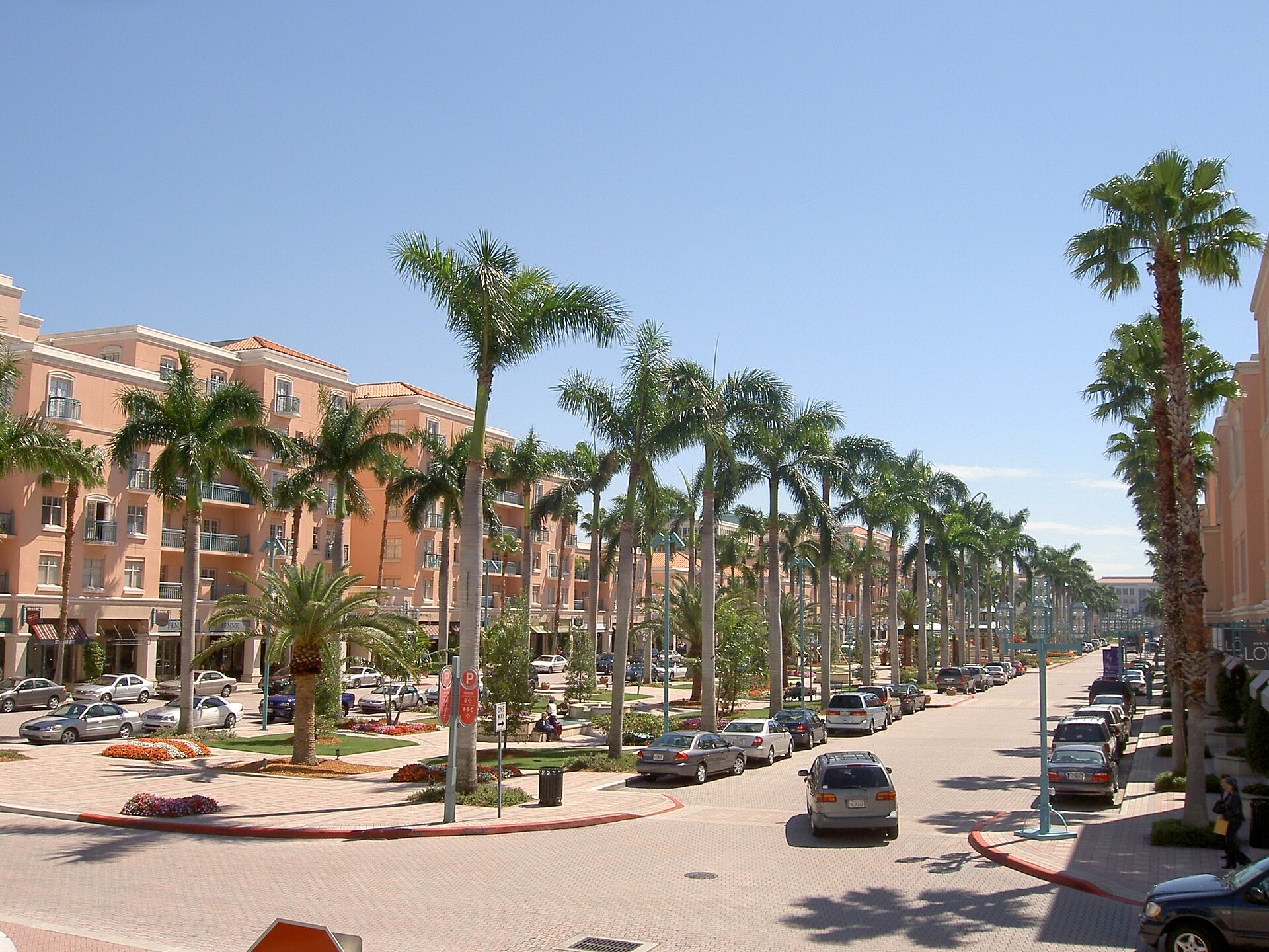 Mizner Park palm-lined boulevard in Boca Raton, Florida
